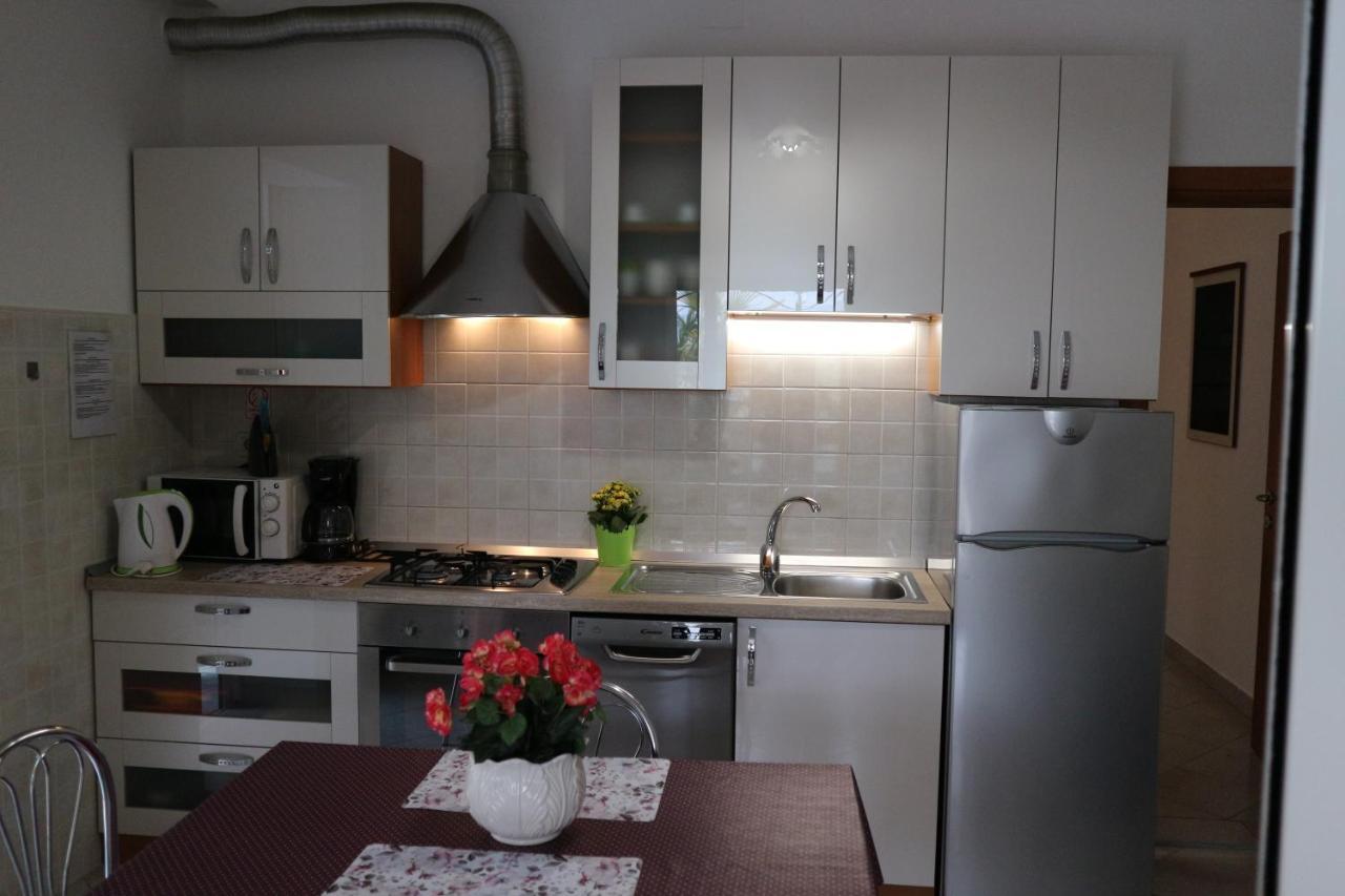 Apartments Komel II โอปาติยา ภายนอก รูปภาพ